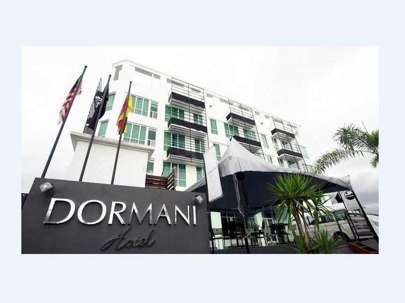 Dormani Hotel Кучинг Екстериор снимка